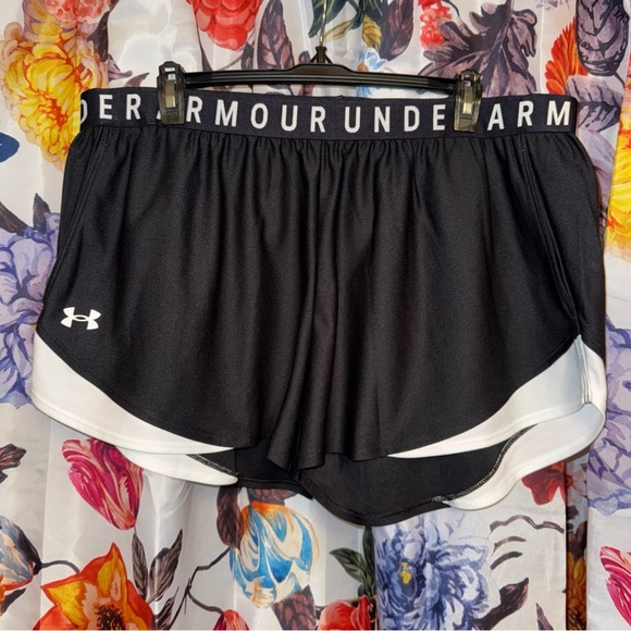 Under Armour Pants - Under Armour Play Up 3.0 Women's Black and White Shorts NWOT